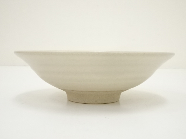 和食器　京焼　御室焼　北村和善作　白磁　吸茶碗　十二客　共布共箱　C　7485 道具 ] - 道具 京焼 北村暢男造 白釉茶碗（共箱） | ネットショップ圭